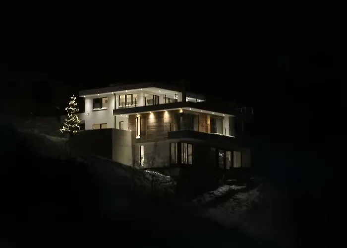 Matt Apartment Flirsch